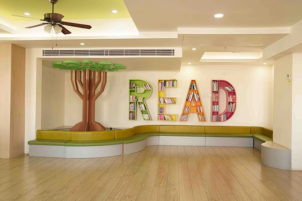 Aachi Universal School CBSE facilities in Vanagaram showcasing the modern library reading area